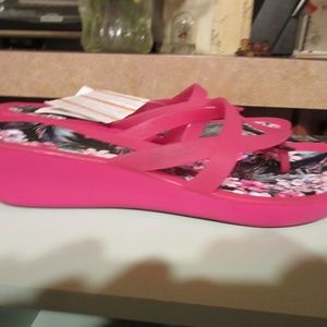 CROCS Pink Isabella Sandals Size 10